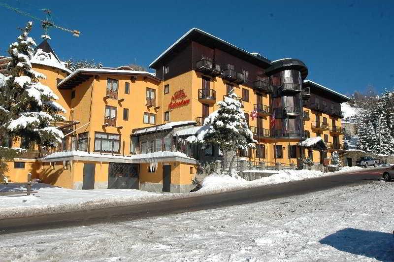 Hotel Belvedere Colle Colle Sestriere Esterno foto